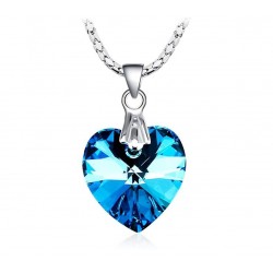 Kék színű szív alakú ezüst medál nyaklánchoz